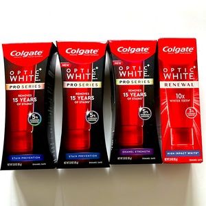 Lot of 4 Colgate Optic White toothpastes